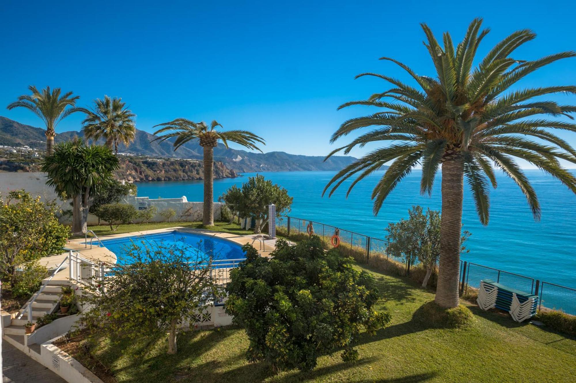 Tuhillo 1I Menyber Lägenhet Nerja Exteriör bild